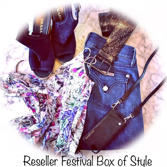 14K Rose Gold Band Skinny Ring - Picture 7 of 7